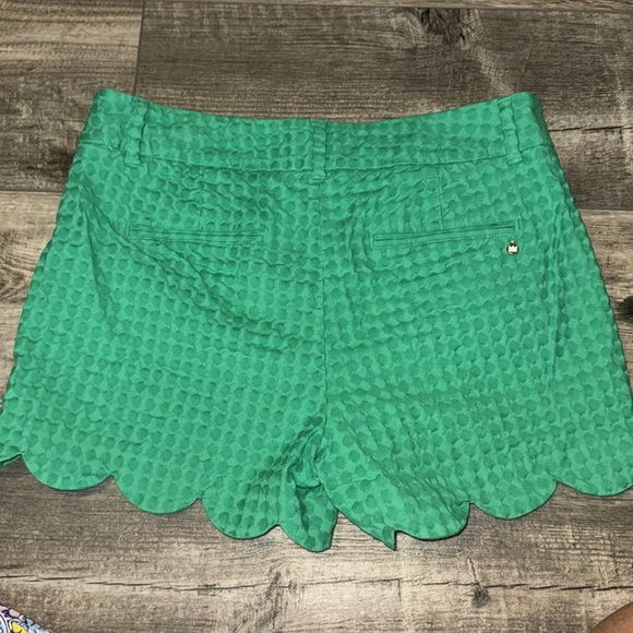 Crown & Ivy Shelby Scallop Short In Blue Canoe Size 10 - Picture 3 of 3